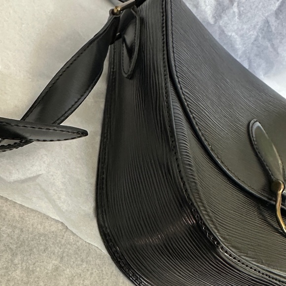 Vintage Louis Vuitton Black Epi Saint-Cloud Crossbody Bag EUC - Picture 4 of 14